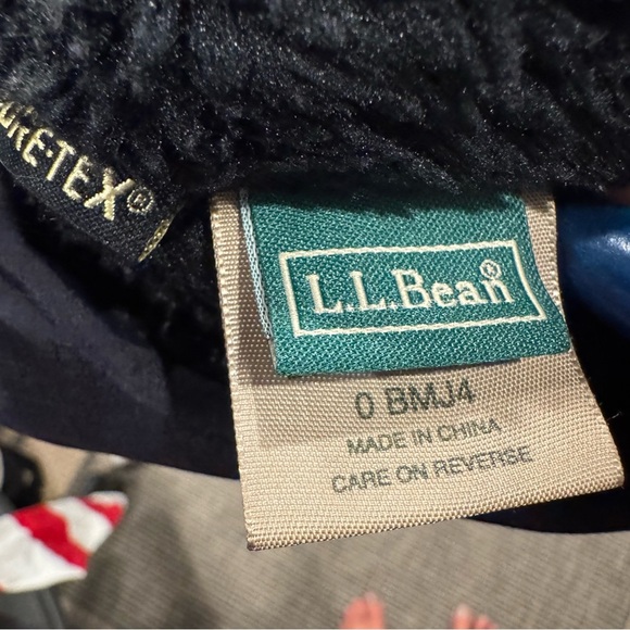 L.L. Bean Dark Blue Unisex  Hat with Ear Covers - Picture 7 of 7